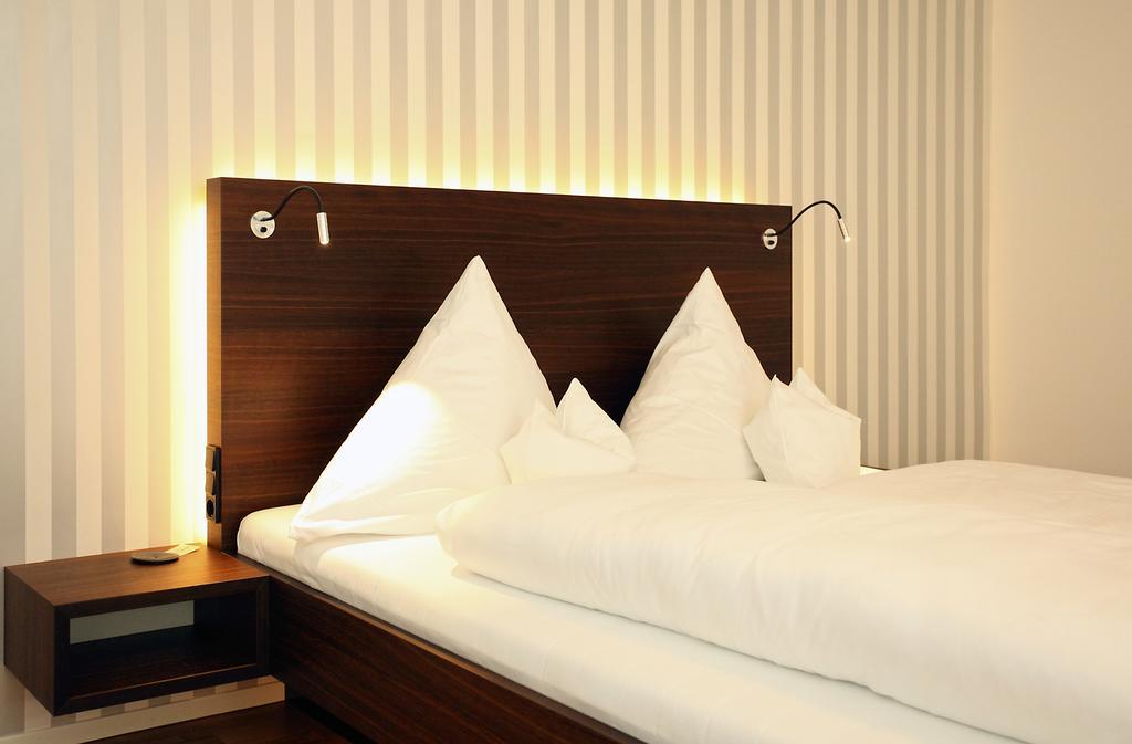 Hotel Hagnauer Seeperle Екстер'єр фото