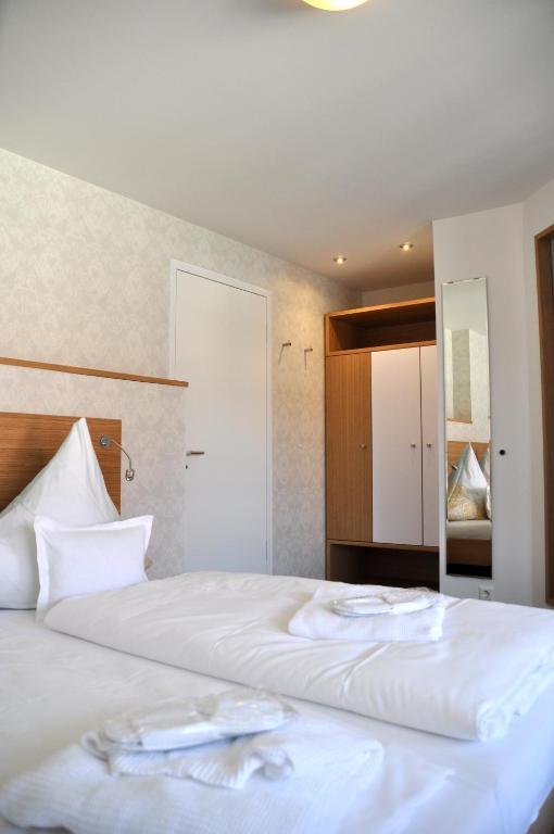 Hotel Hagnauer Seeperle Екстер'єр фото
