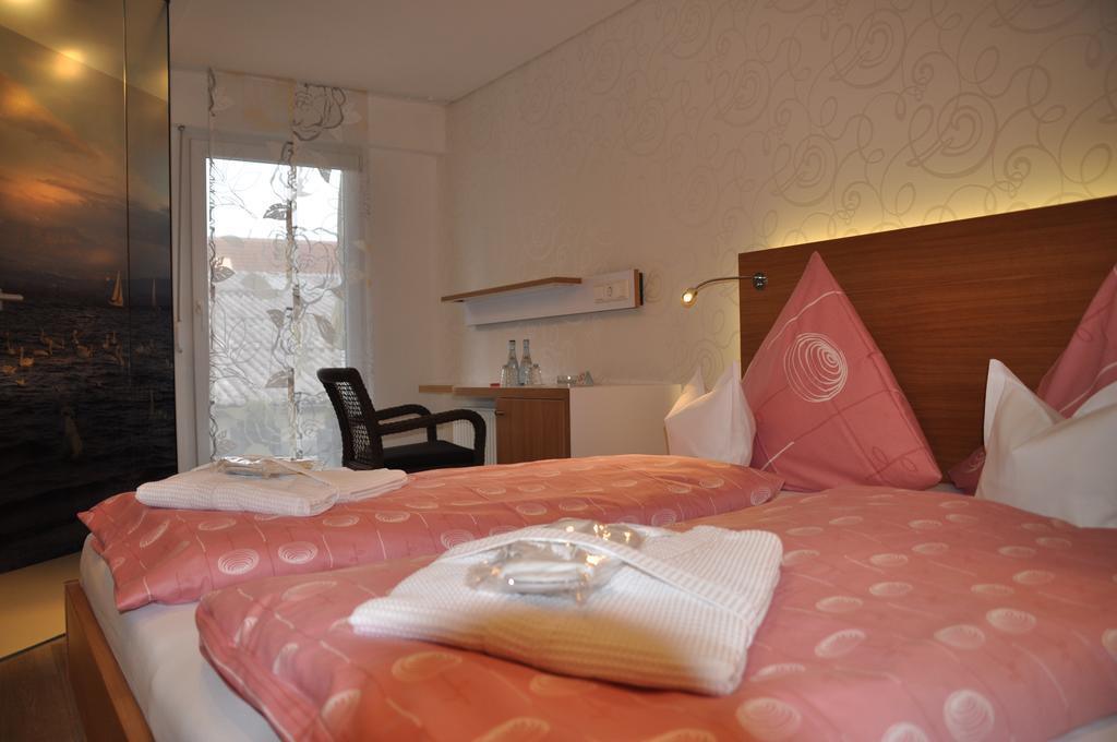 Hotel Hagnauer Seeperle Екстер'єр фото