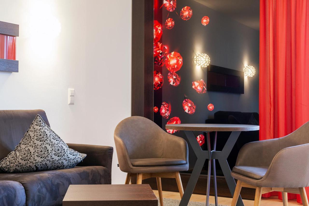 Hotel Hagnauer Seeperle Екстер'єр фото