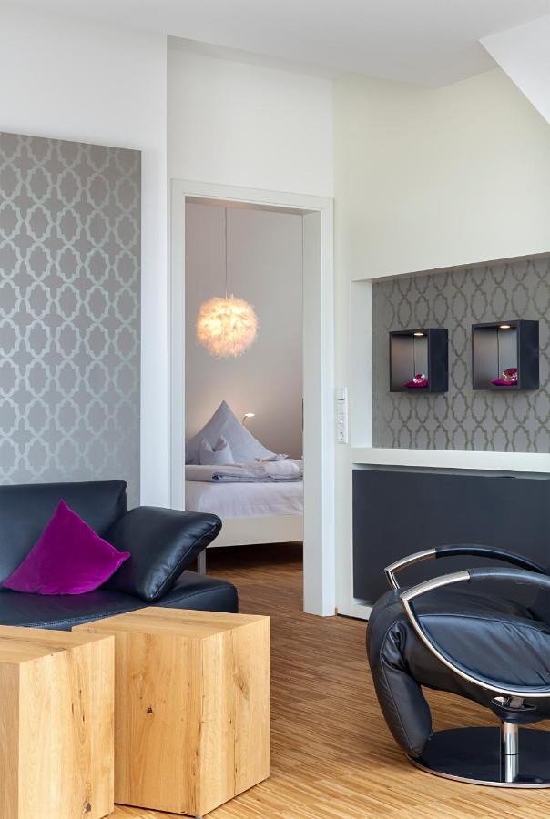 Hotel Hagnauer Seeperle Екстер'єр фото